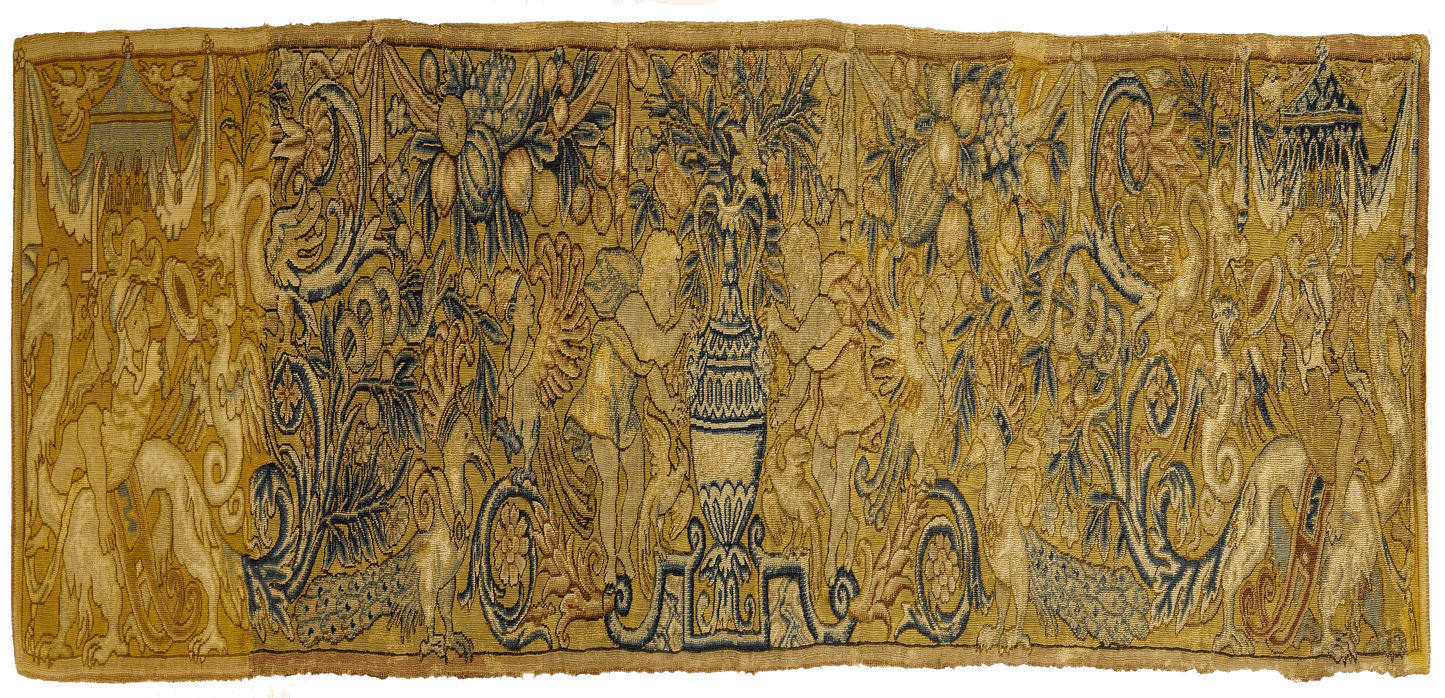 Golden Fairytail Tapestry RE808624